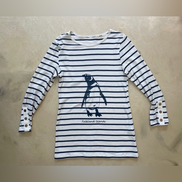 Tops - Striped Long Sleeve T-Shirt w/ Penguin – Falkland Islands – Size Small
